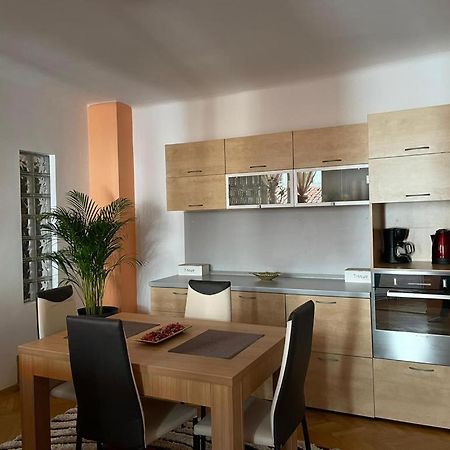 Winterland Sf.Ioan Apartman Brassó Kültér fotó